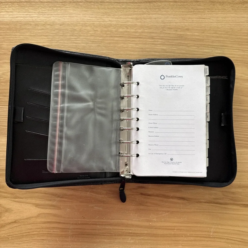 FRANKLIN COVEY Planner Binder Leather 7 Ring Black Zip Closure 10